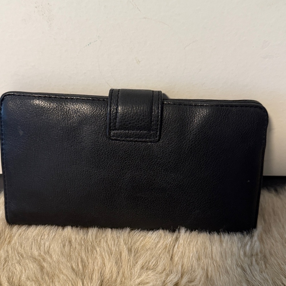 Michael Kors Black Wallet with Silver Hardware - Picture 2 of 6